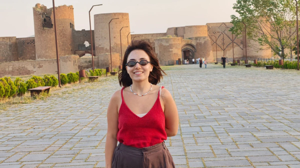 Ani'den Sınırın &Ouml;tesine Duygusal Bakış