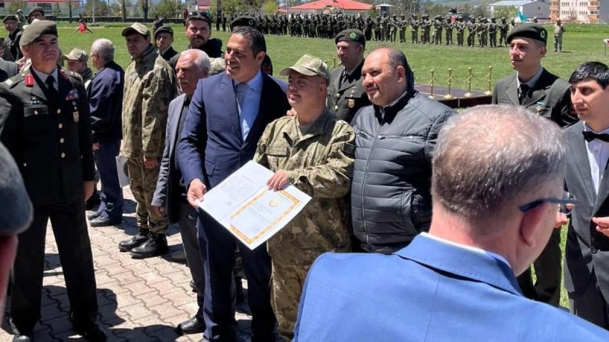 Asker olmanın gururunu tattılar