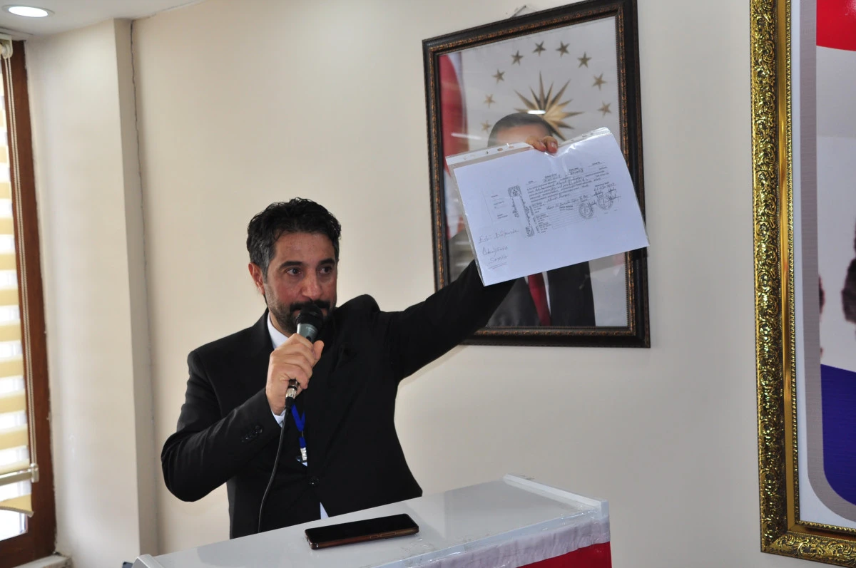 Başkan Eren Alp g&uuml;ven tazeledi