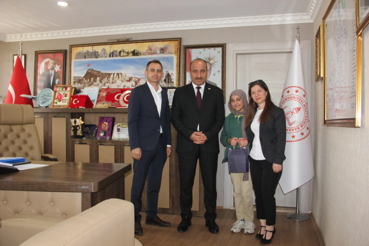 “Dilimizin Zenginlikleri” Projesi öğrencileri ödüllerine kavuştu.