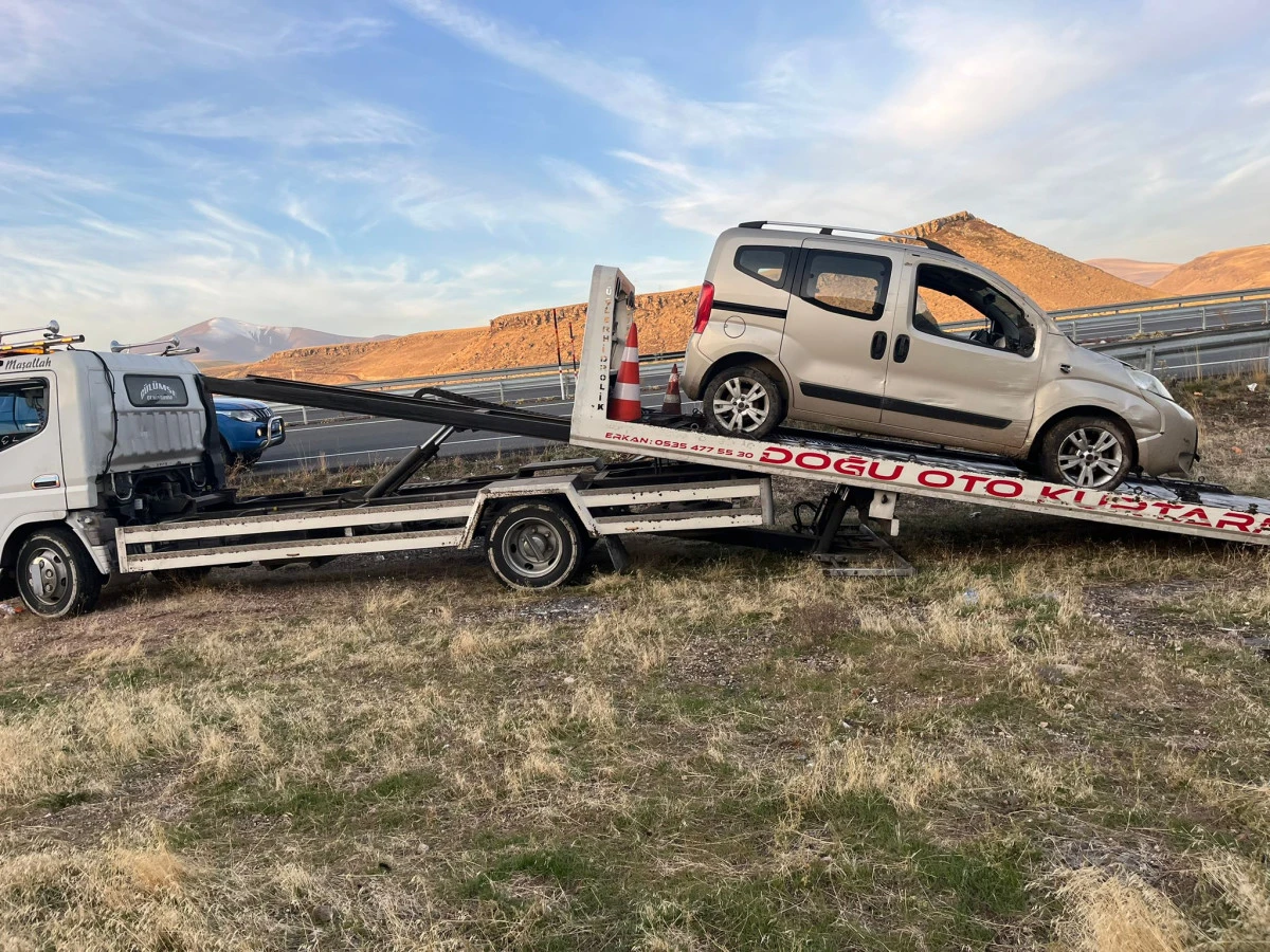 Iğdır'dan Kars'a gelen otomobil devrildi: 1 yaralı