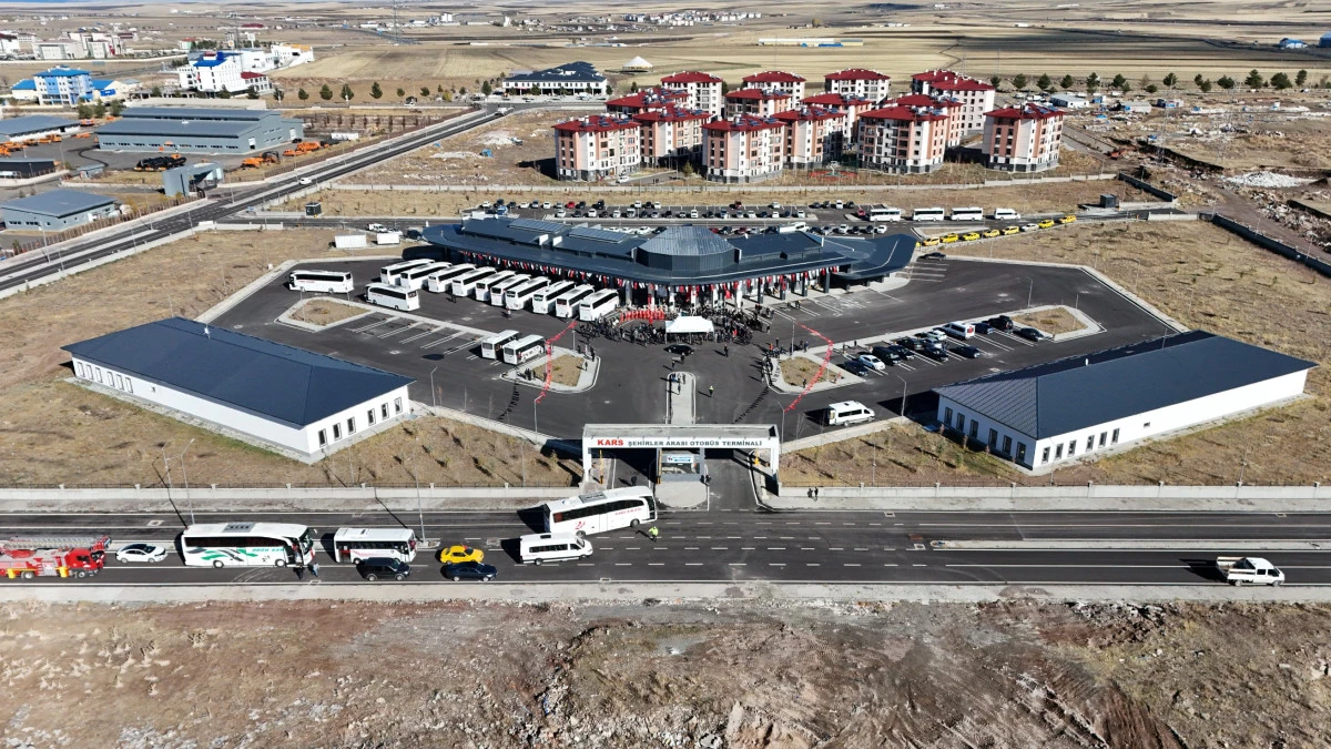 Kars'ın düşman işgalinden kurtuluşunun 105'inci yılı kutlandı