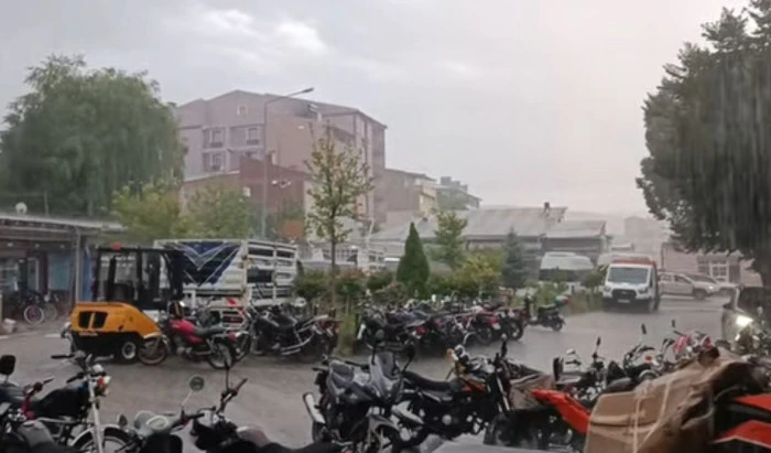 Kars’ta Dolu Yaşamı Olumsuz Etkiledi: Sarıkamış ve Kağızman’da Tarım Alanları Zarar Gördü.