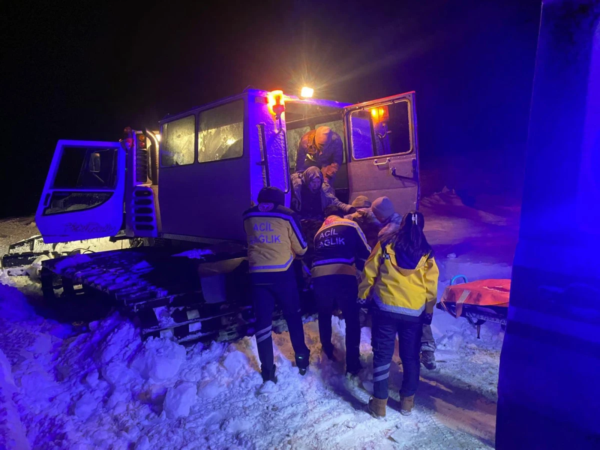 Mehmet&ccedil;ik'ten hayat kurtaran operasyon