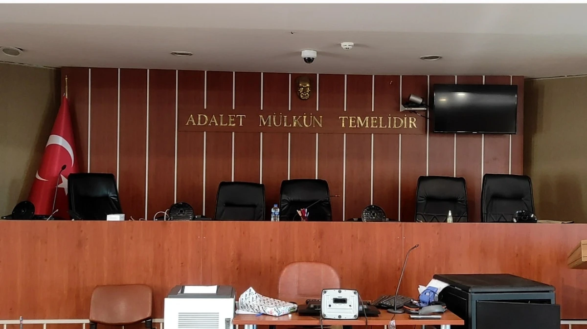 Yargıtay, Azra'ya verilen cezayı fazla buldu